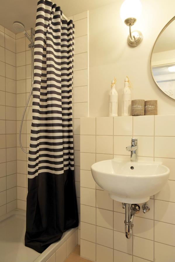 Tiny Rooms Bremen Exterior photo